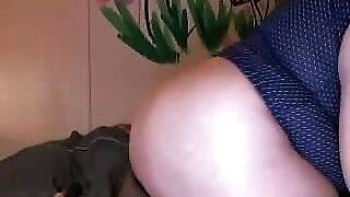 Huge Boobed Gothic BBW fucks herself with a dildo 